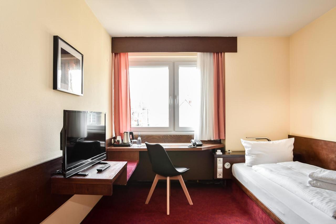 Kontaktlos Hotel Am Kappelberg Kontaktlos Фелльбах Экстерьер фото
