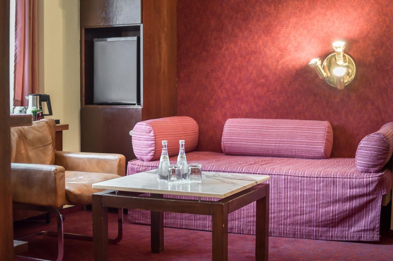 Kontaktlos Hotel Am Kappelberg Kontaktlos Фелльбах Экстерьер фото